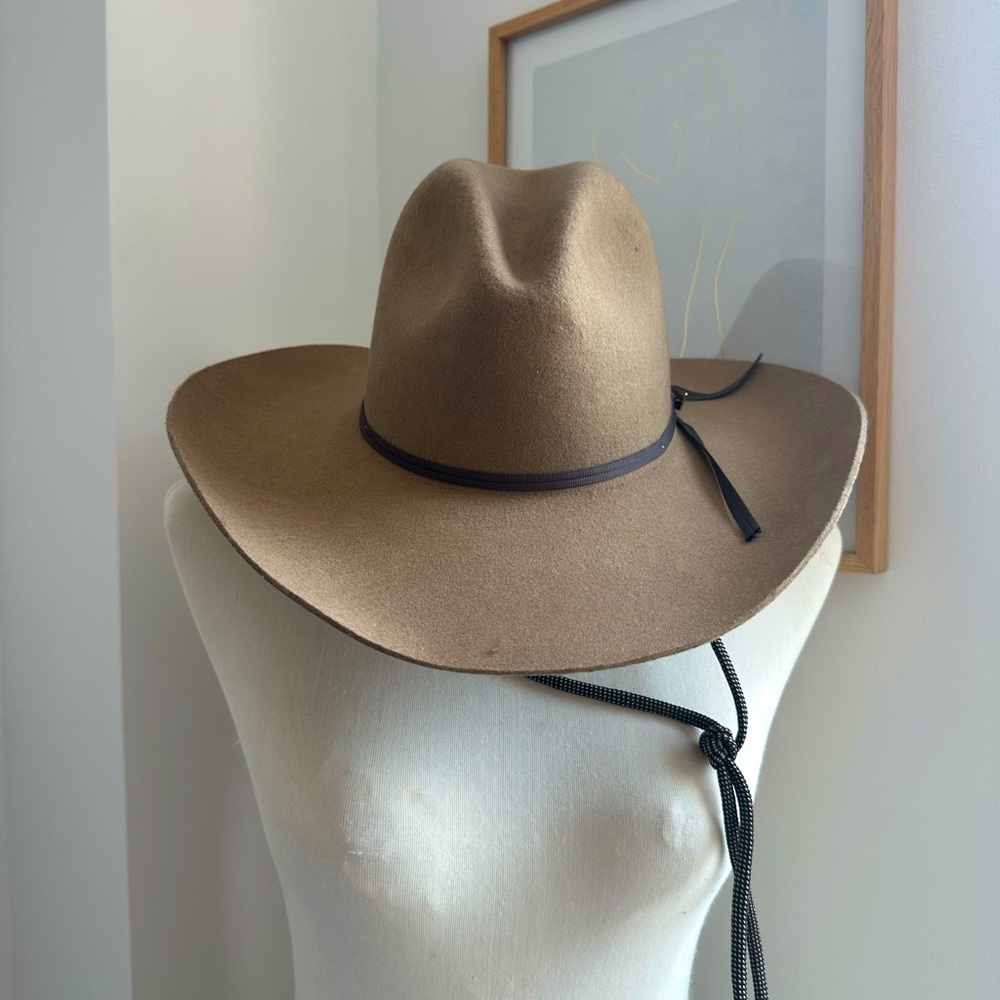 Statson Elegant Tan Wide-Brim